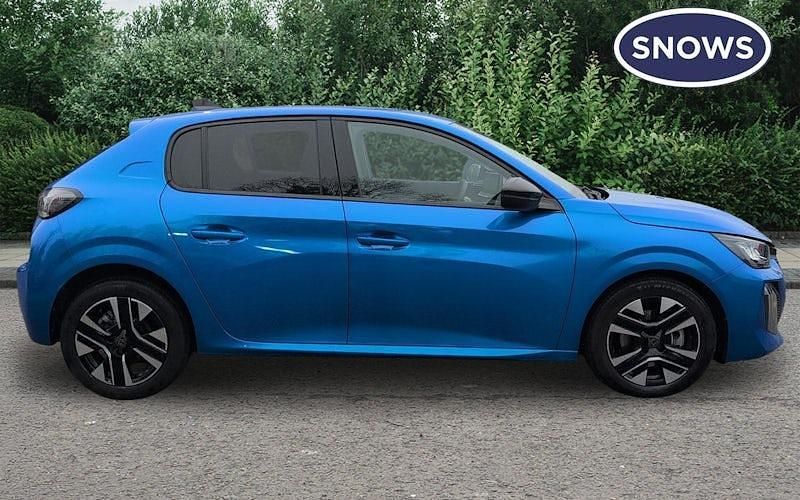 Used Peugeot 208 Allure 101 HP (74 kW) 2025 Blue Hatchback