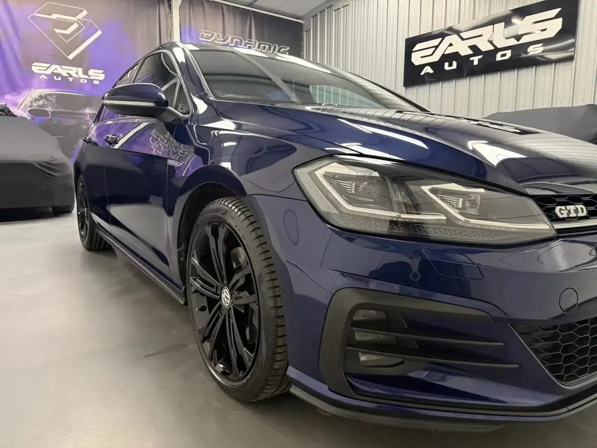 Used VW Golf VII GTD 184 HP (135 kW) 2019 Blue Hatchback