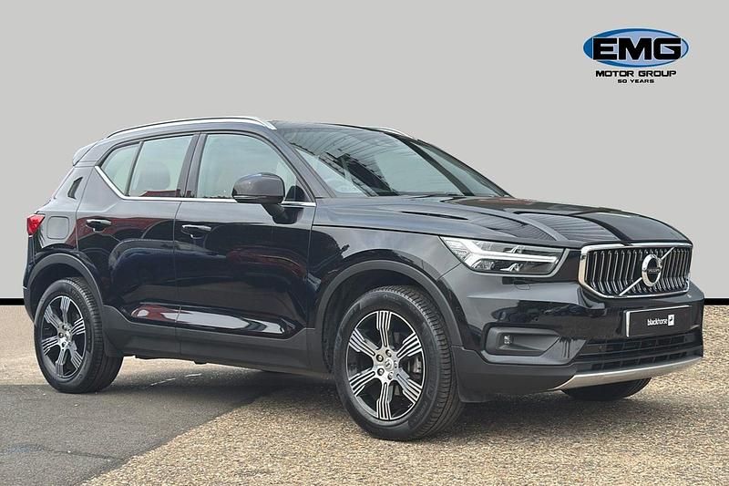 Black Used 2021 Volvo XC40 Inscription SUV | £24,599 (Good price) - Image 1/3