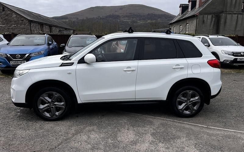 Used Suzuki Vitara SZ-T 120 HP (88 kW) 2018 SUV