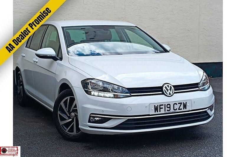 White Used 2019 VW Golf VII Match Hatchback | £15,950 (Fair price) - Image 1/3