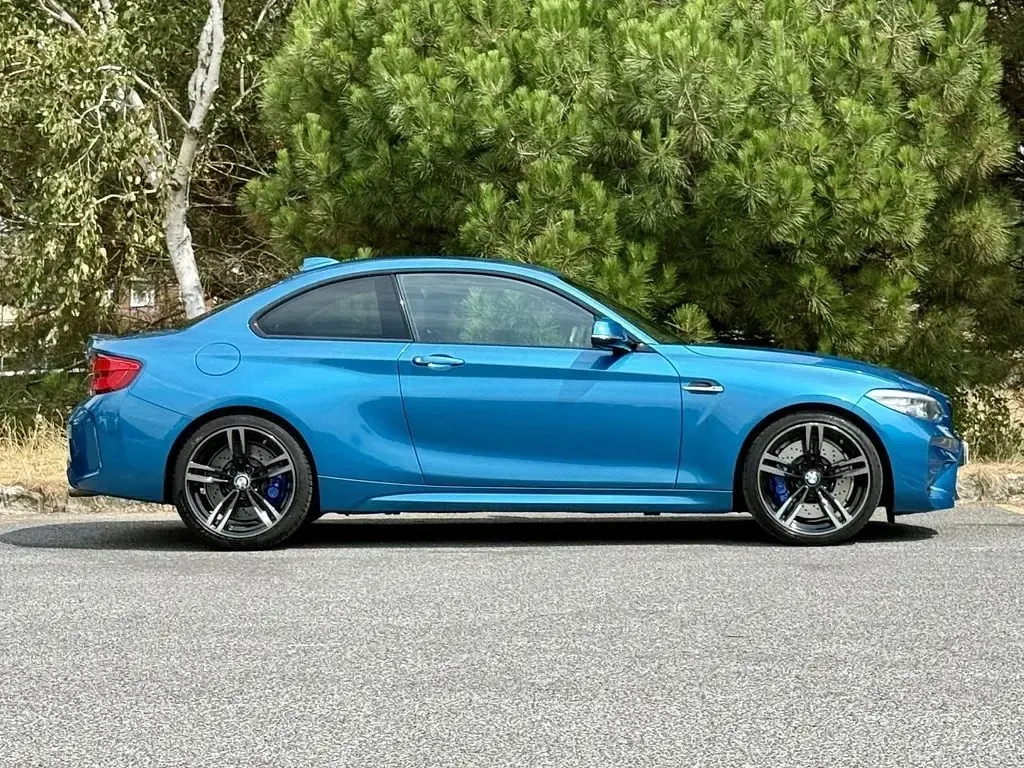 Used BMW M2 370 HP (272 kW) 2018 Blue Coupe