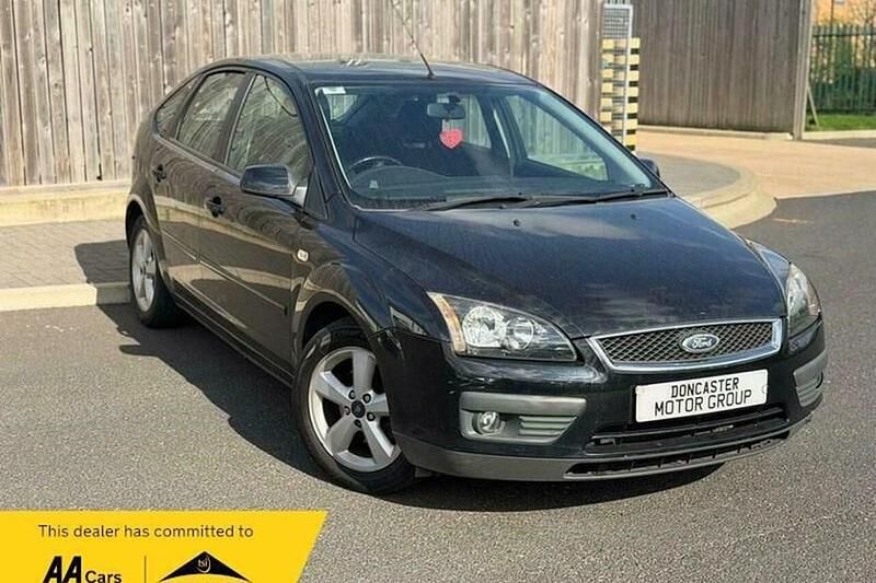 Used Ford Focus Zetec 123 HP (90 kW) 2008 Black Hatchback