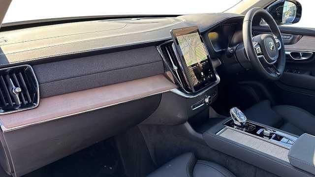 Used Volvo XC90 Plus 449 HP (330 kW) 2026 SUV