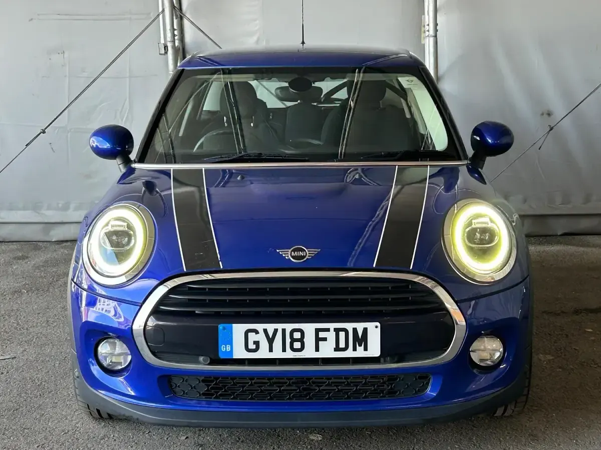 Used Mini Cooper D Hatch 2018 Blue Hatchback