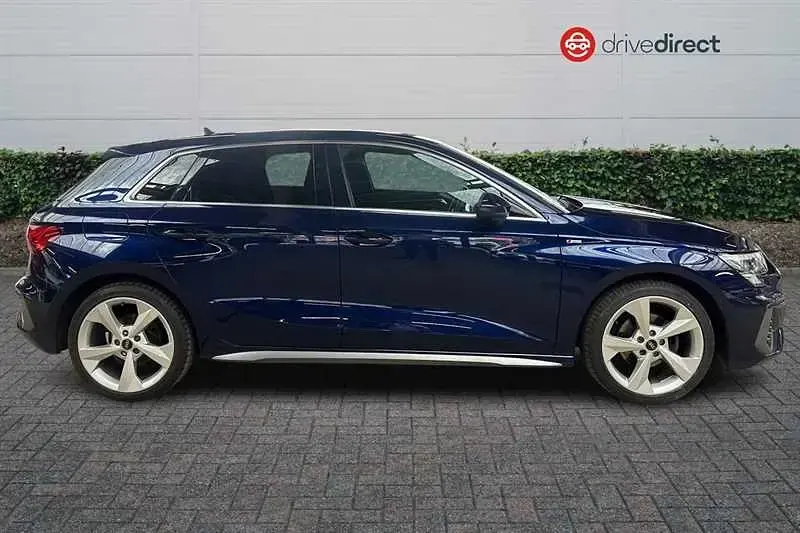 Used Audi A3 Sportback S-Line 110 HP (80 kW) 2023 Blue Hatchback