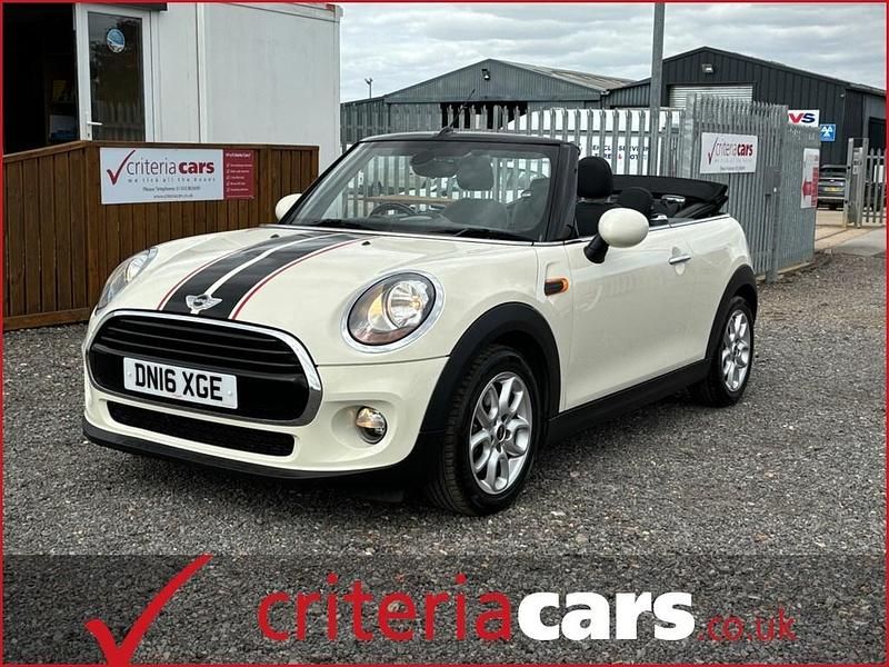 White Used 2016 Mini Cooper Cabriolet Cabriolet | £8,499 (Fair price) - Image 1/3