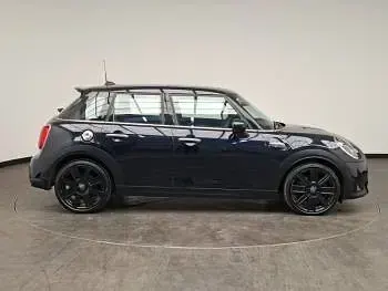 Used Mini Cooper S Exclusive 178 HP (130 kW) 2023 Black Hatchback