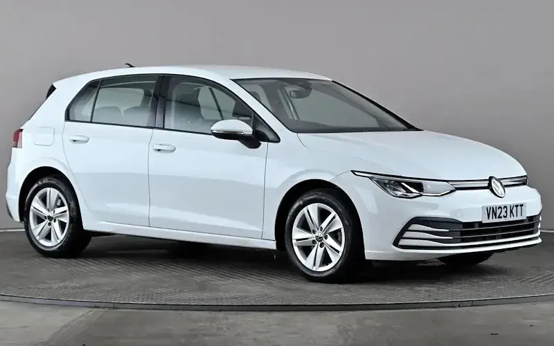 Used VW Golf VIII Life 150 HP (110 kW) 2023 Hatchback
