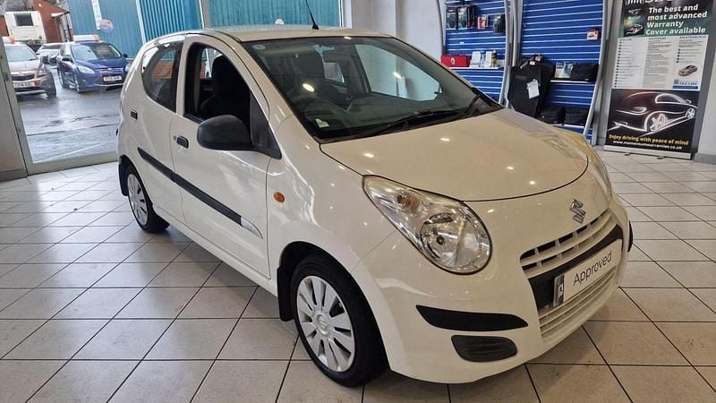 White Used 2015 Suzuki Alto Hatchback | £2,673 (Fair price) - Image 1/4
