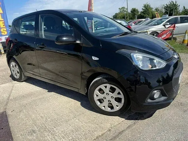 Used Hyundai i10 SE 87 HP (63 kW) 2014 Black Hatchback