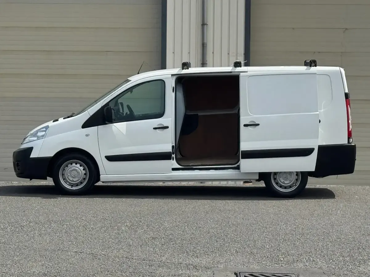 Used Citroën Dispatch 2016 White MPV