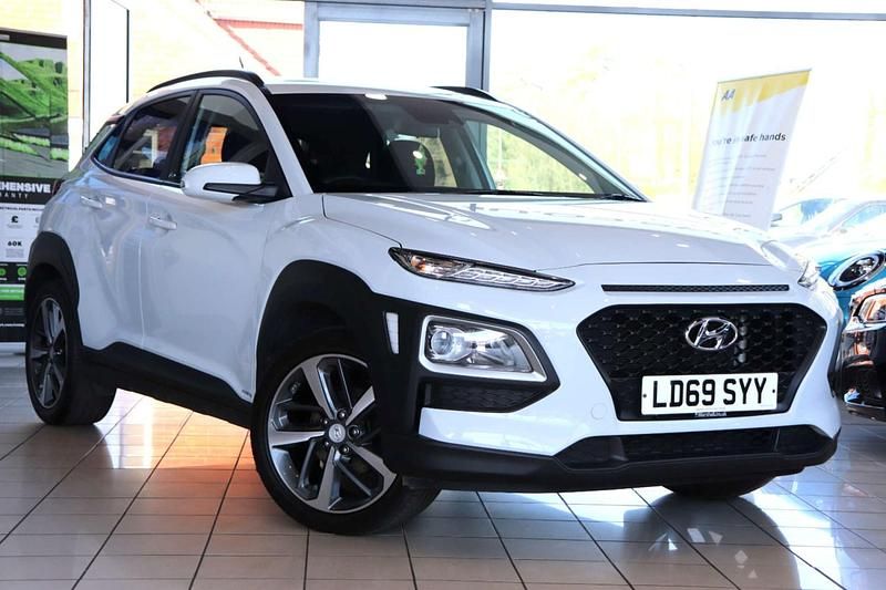 White Used 2019 Hyundai Kona SUV | £12,170 (Fair price) - Image 1/4