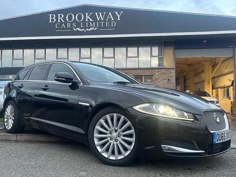 Black Used 2015 Jaguar XF Luxury Estate | £9,490 (Fair price) - Image 1/3