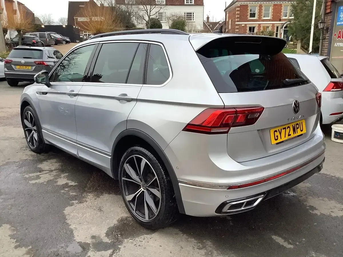 Used VW Tiguan R-line 150 HP (110 kW) 2023 Silver SUV