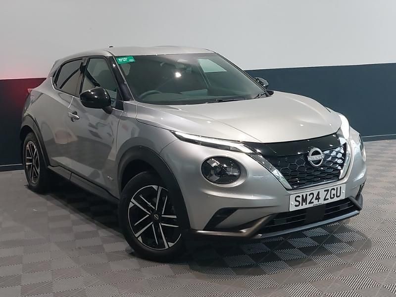 Silver Used 2024 Nissan Juke N-Connecta SUV | £17,998 (Fair price) - Image 1/4