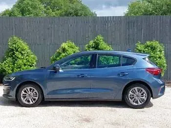 Used Ford Focus Titanium 125 HP (91 kW) 2023 Blue Hatchback