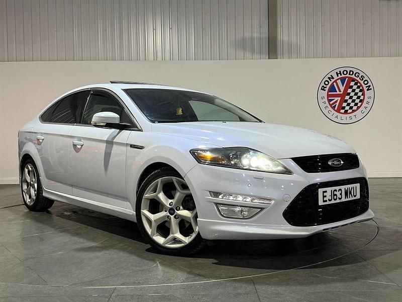 White Used 2013 Ford Mondeo Titanium X Hatchback | £8,995 - Image 1/4