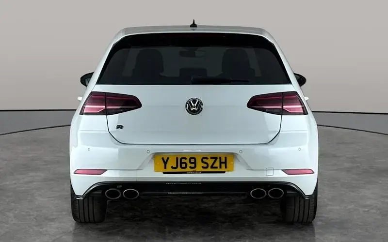 Used VW Golf VII R 300 HP (220 kW) 2020 White Hatchback