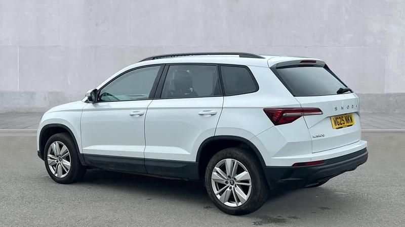 Używany Skoda Karoq SE 150 KM (110 kW) 2025 Biały SUV