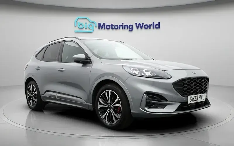Used Ford Kuga ST-Line X 190 HP (139 kW) 2023 Silver SUV