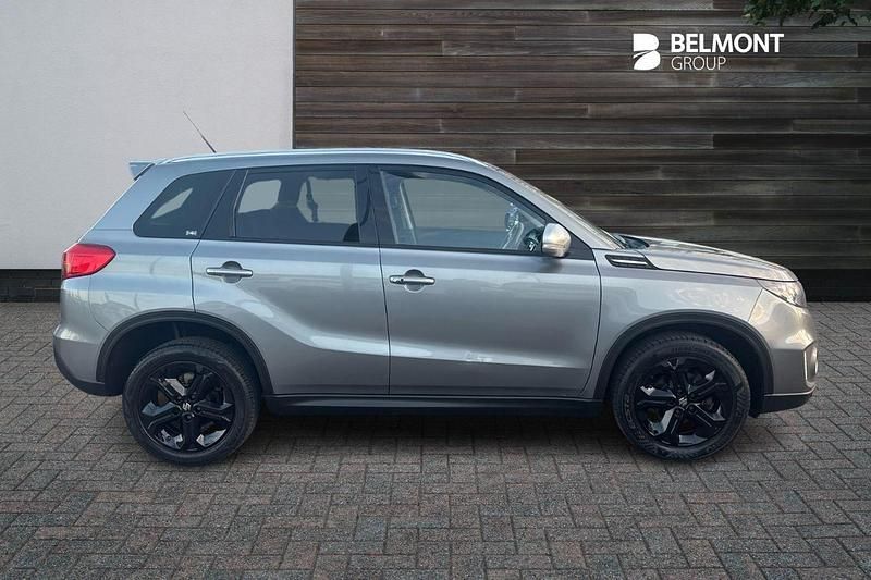 Used Suzuki Vitara 2018 Grey Hatchback