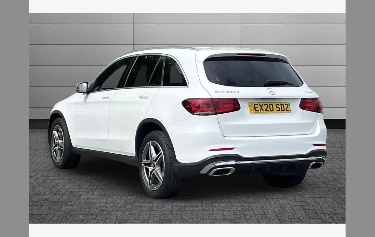 Usado Mercedes GLC220 AMG line 191 HP (140 kW) 2020 Branco SUV