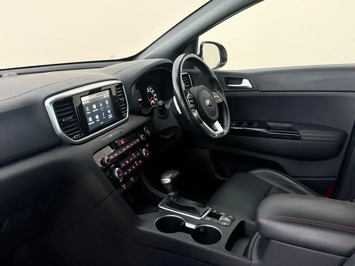 Used Kia Sportage GT-Line 177 HP (130 kW) 2018 White SUV