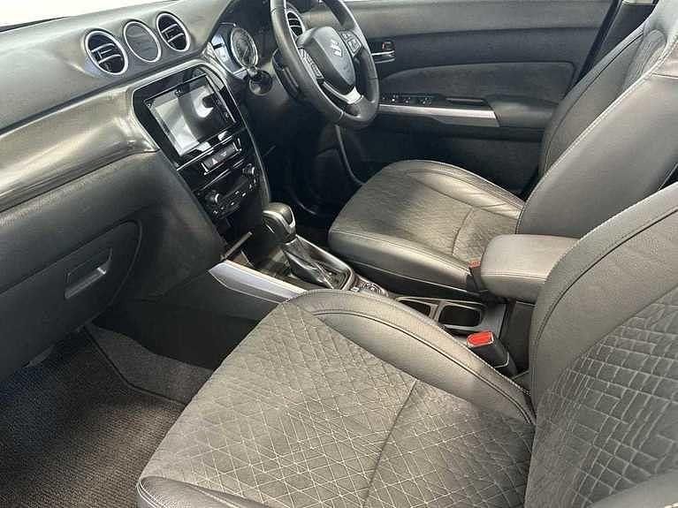 Image 3/4