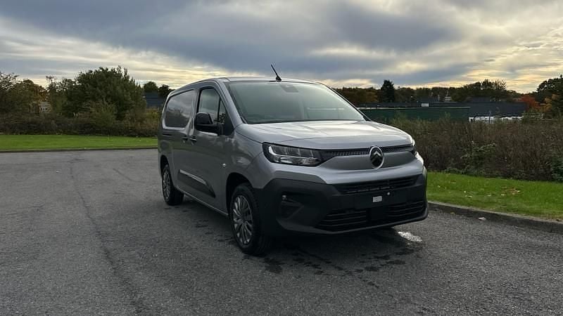 New Citroën Berlingo 130 HP (95 kW) 2025 Artense grey MPV
