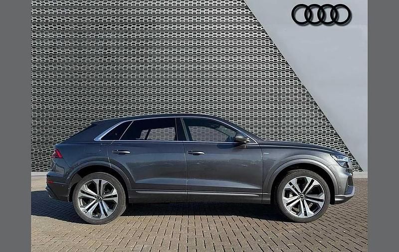 Used Audi Q8 S-Line 334 HP (245 kW) 2022 Grey SUV