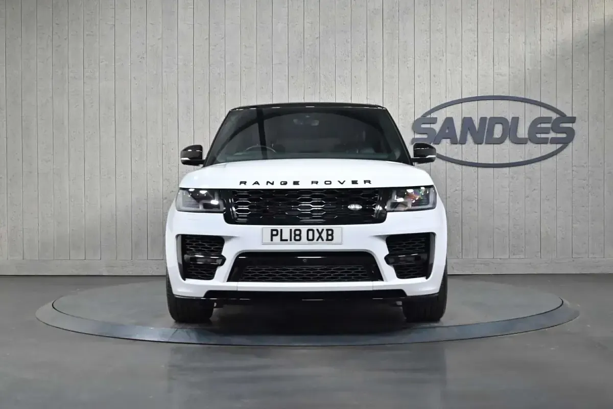 Used Land Rover Range Rover Autobiography 258 HP (189 kW) 2018 White SUV