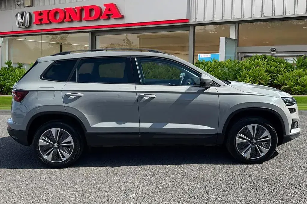 Used Skoda Karoq SE Drive 2023 Grey SUV