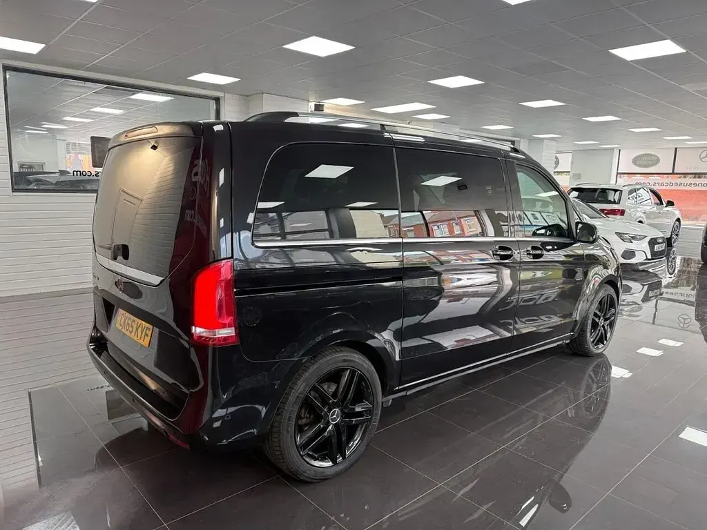 Used Mercedes V220 2015 Black MPV