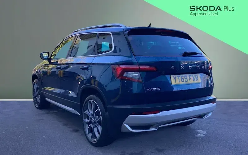 Used Skoda Karoq Scout 4x4 150 HP (110 kW) 2019 Petrol blue metallic SUV