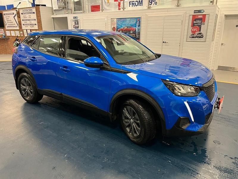 Used Peugeot 2008 Active Premium 130 HP (95 kW) 2021 Blue SUV