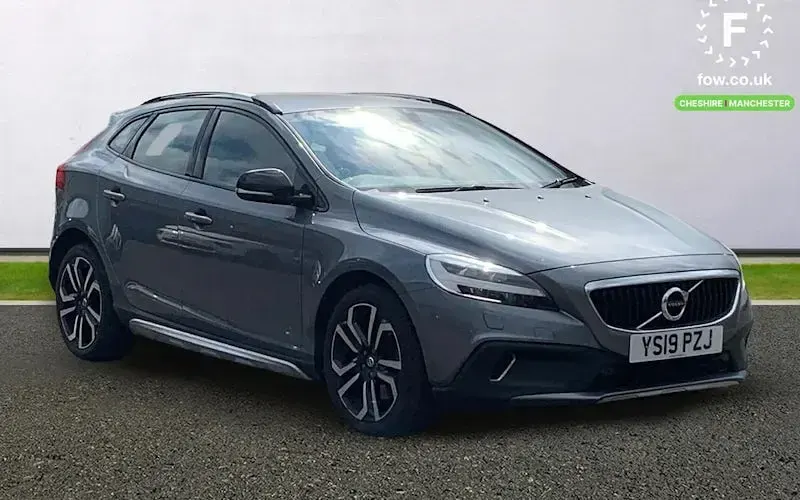 Begagnad Volvo V40 152 HK (111 kW) 2019 Grå Halvkombi