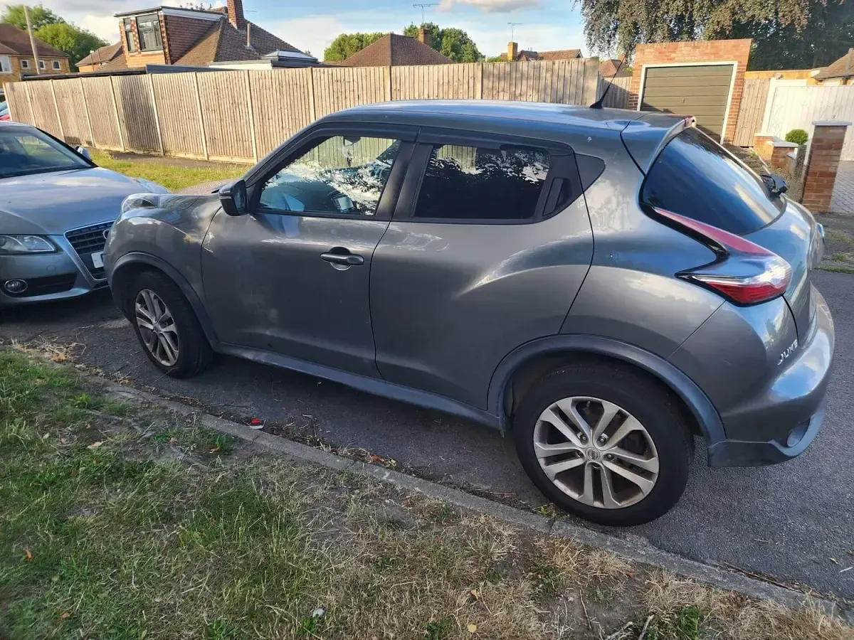 Used Nissan Juke Acenta Premium 115 HP (84 kW) 2015 Grey SUV