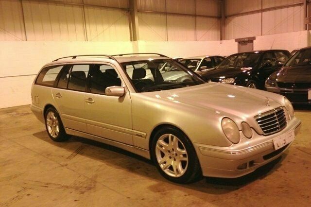 Used 2001 Mercedes CLS320 Estate | £1,000 - Image 1/4