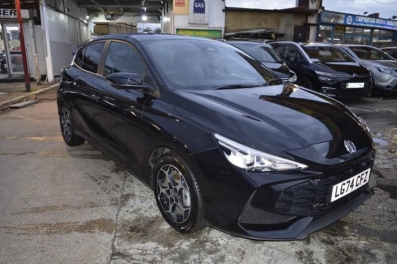 Black Used 2024 MG MG3 Trophy Hatchback | £16,999 (Good price) - Image 1/1