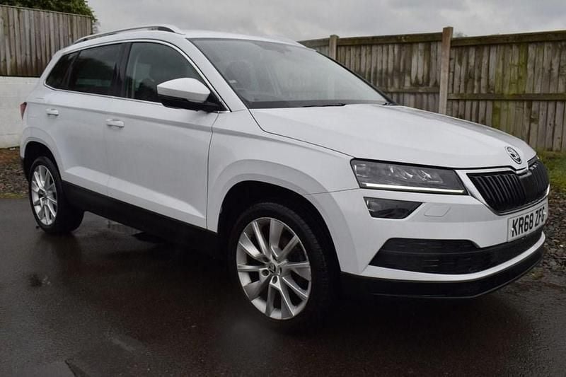 Used Skoda Karoq SE L 115 HP (84 kW) 2018 White SUV