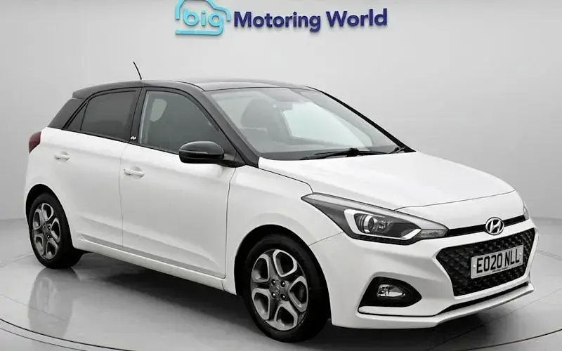 Used Hyundai i20 84 HP (61 kW) 2020 Hatchback