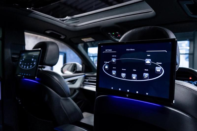 Used Audi Q8 S-Line 286 HP (210 kW) 2019 White SUV