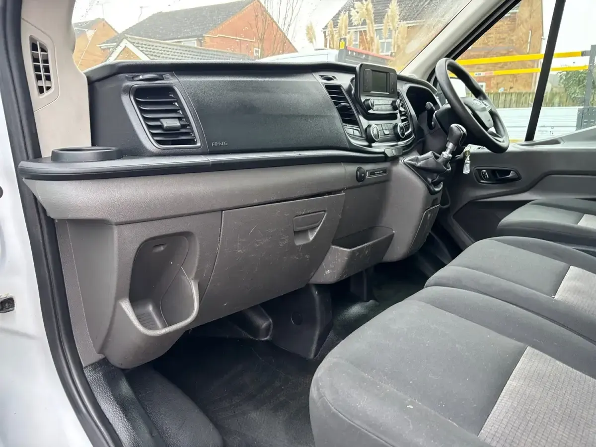 Used Ford Transit 170 HP (125 kW) 2022 White Cabriolet