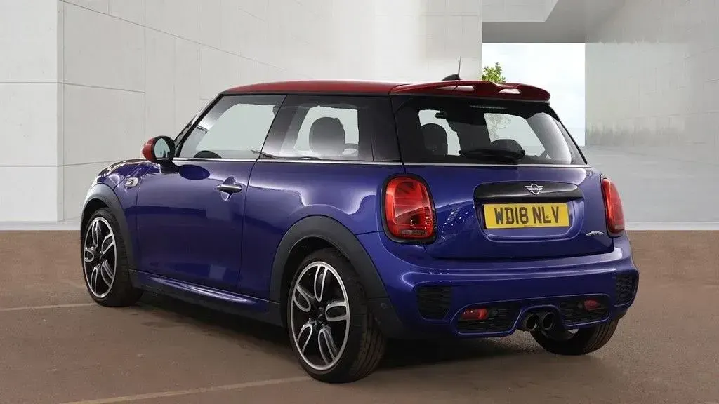 Used Mini John Cooper Works Hatch 231 HP (169 kW) 2018 Blue Hatchback