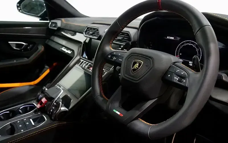 Used Lamborghini Urus 800 HP (588 kW) 2025 Grey SUV