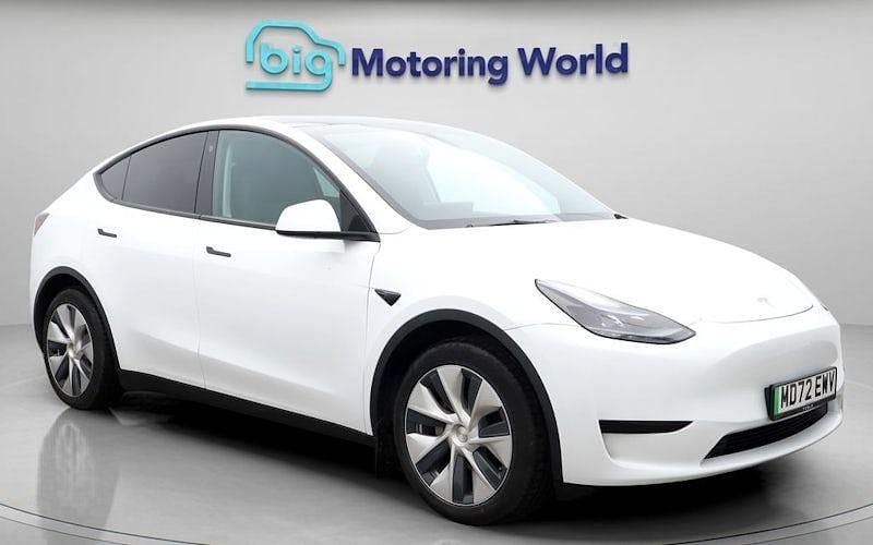 Used 2024 Tesla Model Y RWD SUV | £21,400 (Good price) - Image 1/4
