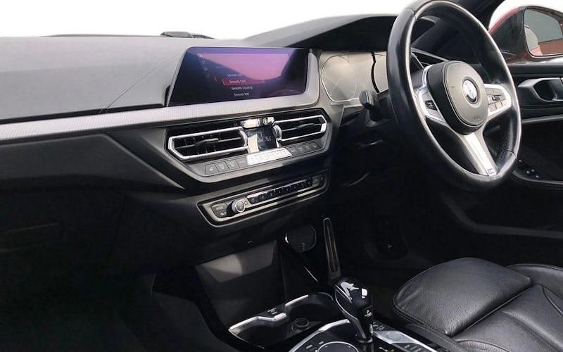 Used BMW 118 M Sport 150 HP (110 kW) 2020 Red Hatchback