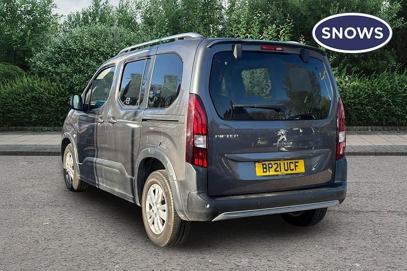 Second-hand Peugeot Rifter Allure Premium 102 CP (75 kW) 2021 Gri Monovolum