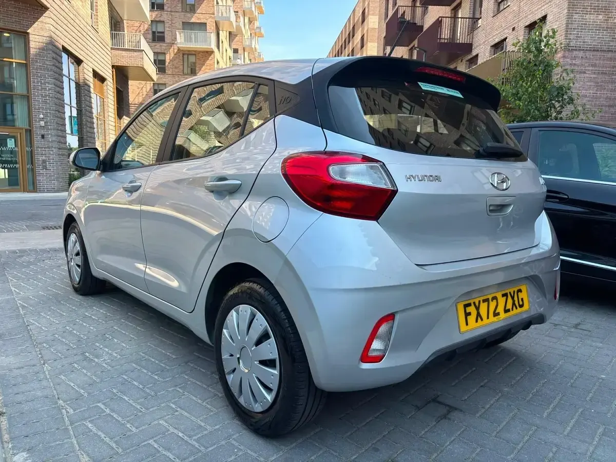 Used Hyundai i10 SE 2022 Silver Hatchback